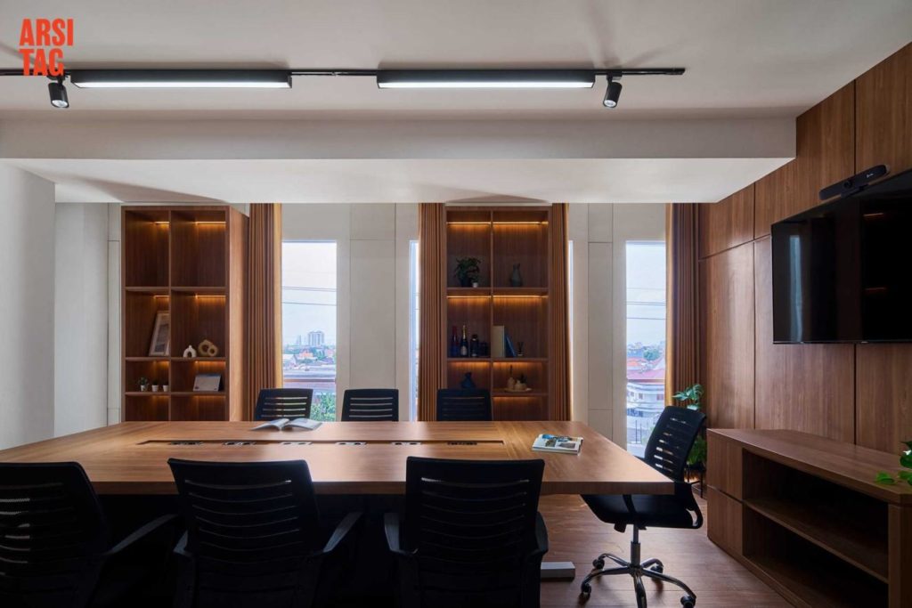 Jendela terbuka dan ruang penyimpanan yang estetik karya Mosu Design Studio via Arsitag